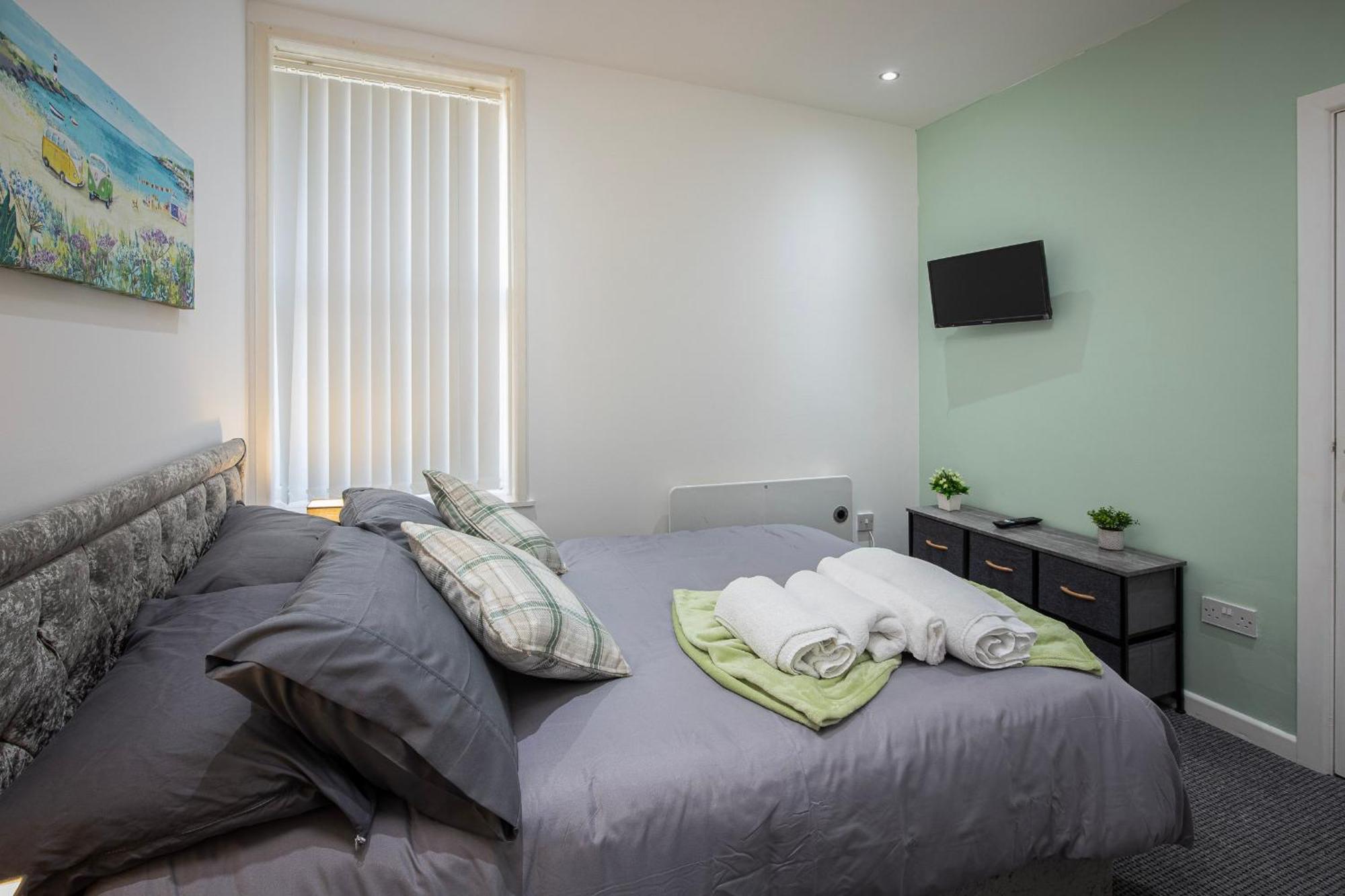 02 Holmfield Apartment Blackpool Exterior foto